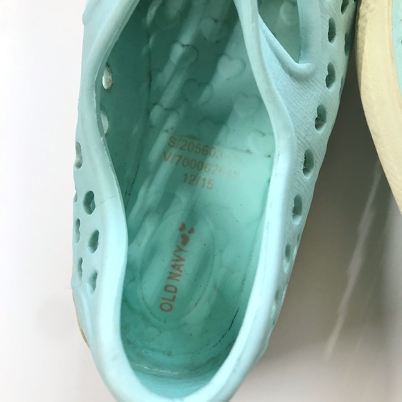OLD NAVY water shoes blue hearts baby Mary Jane 5 - Picture 6 of 7